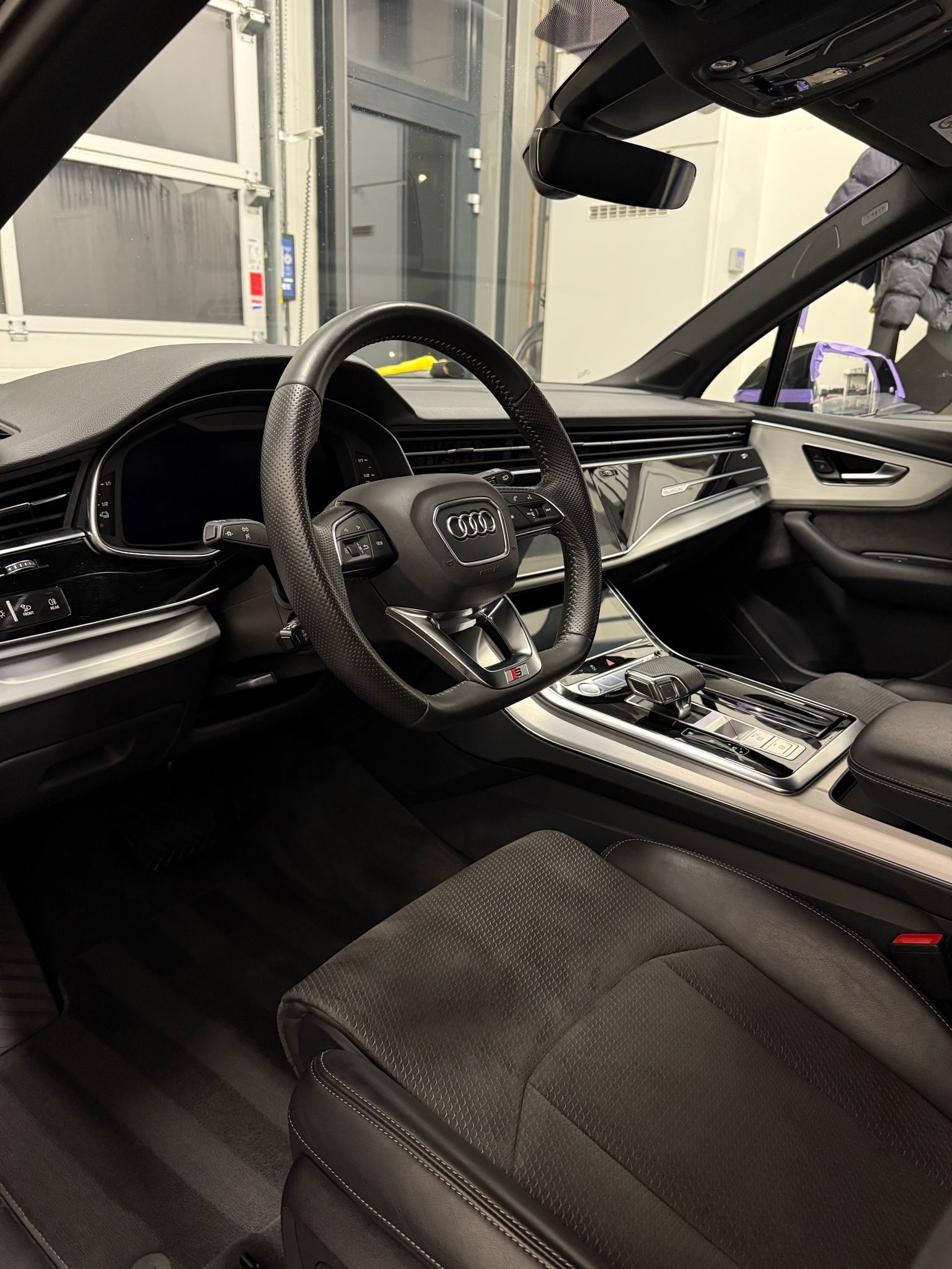 WhatsApp Image 2025-04-17 at 13.32.09